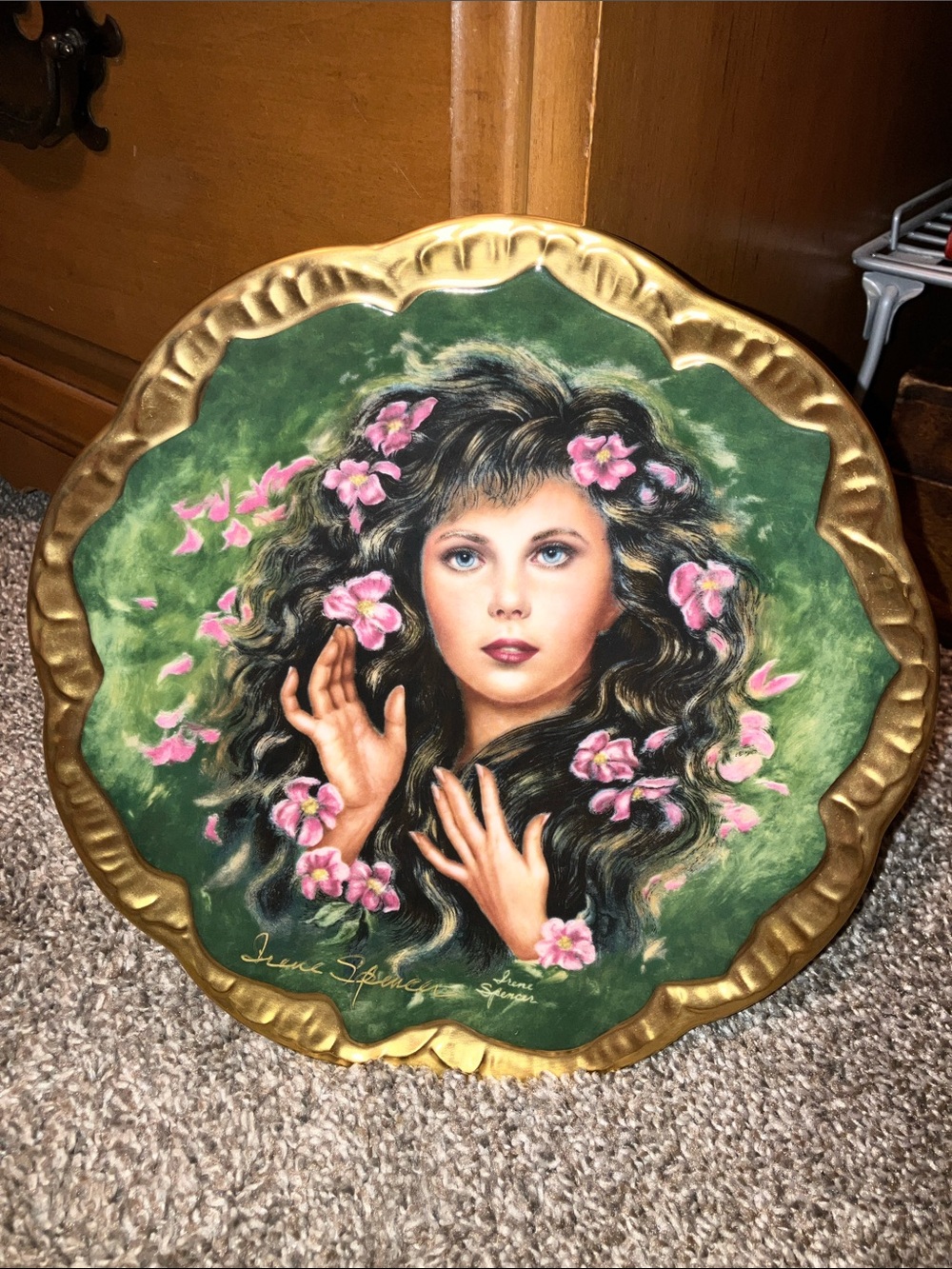 Pickard Wild Irish Rose Floral Girl Wall Plaque in Green and Gold 9” X 9”